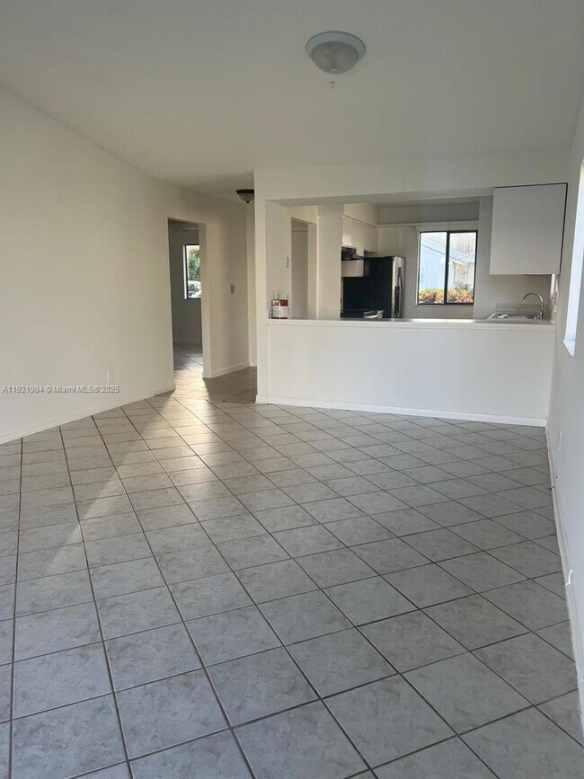 Building Photo - 6408 Dockside Cir