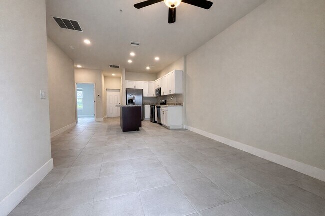 Building Photo - 3221-3409 SW 8th Pl