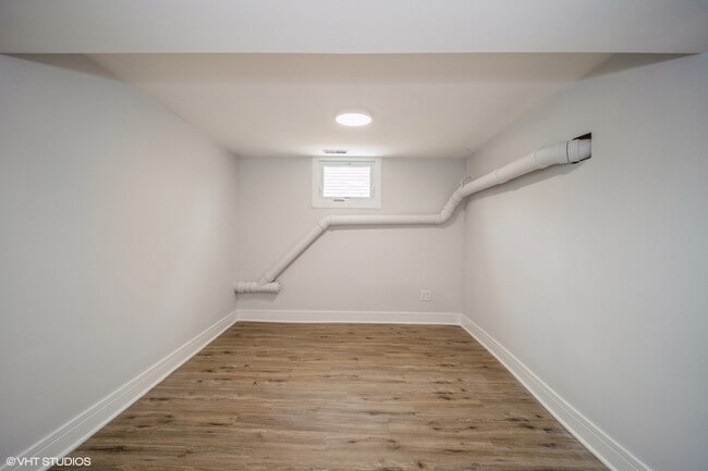 Building Photo - 1020 Rose Ave