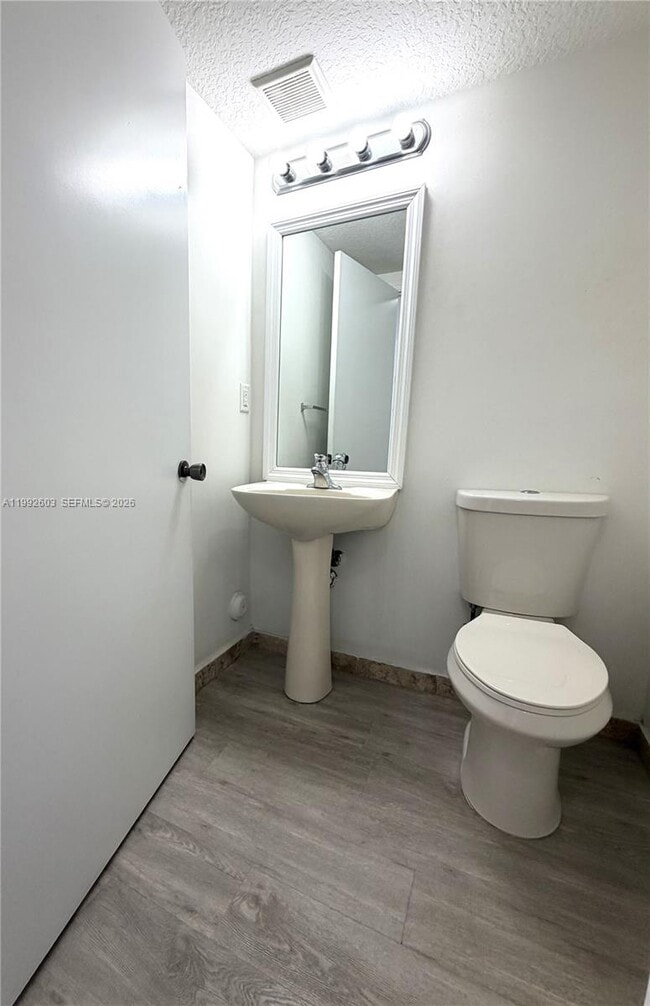 Building Photo - 1088 SW 144th Ave