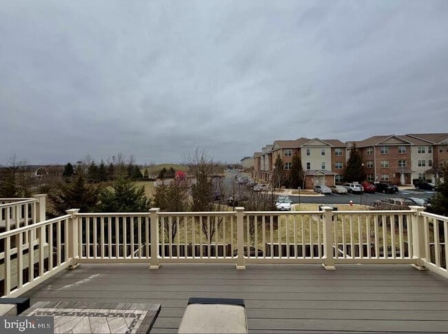 Building Photo - 23689 Sailfish Square