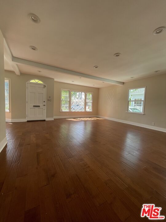 Building Photo - 5048 Enfield Ave