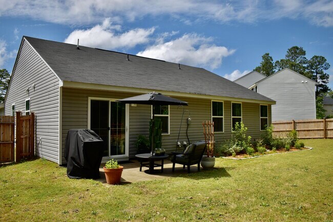 Building Photo - 1029 Bermuda Cedar Ln