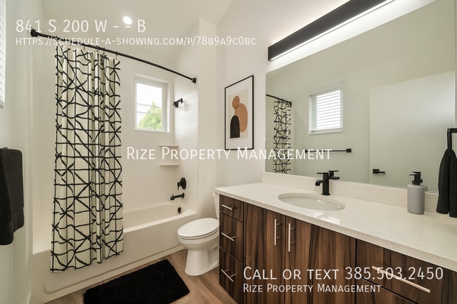 Building Photo - 841 S 200 W