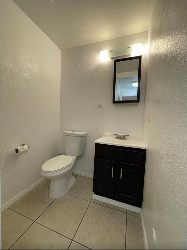 Building Photo - 1311 Pennsylvania Ave