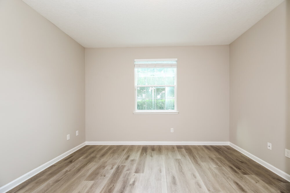 Building Photo - 16171 Magnolia Grove Way