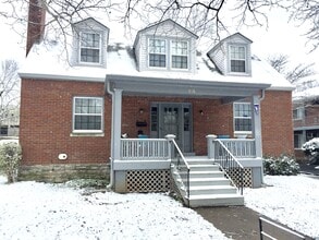 Building Photo - 316 Transylvania Park