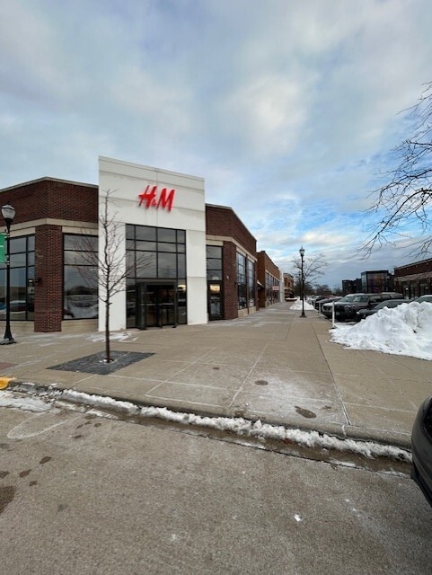 Building Photo - 314 Summit Cir