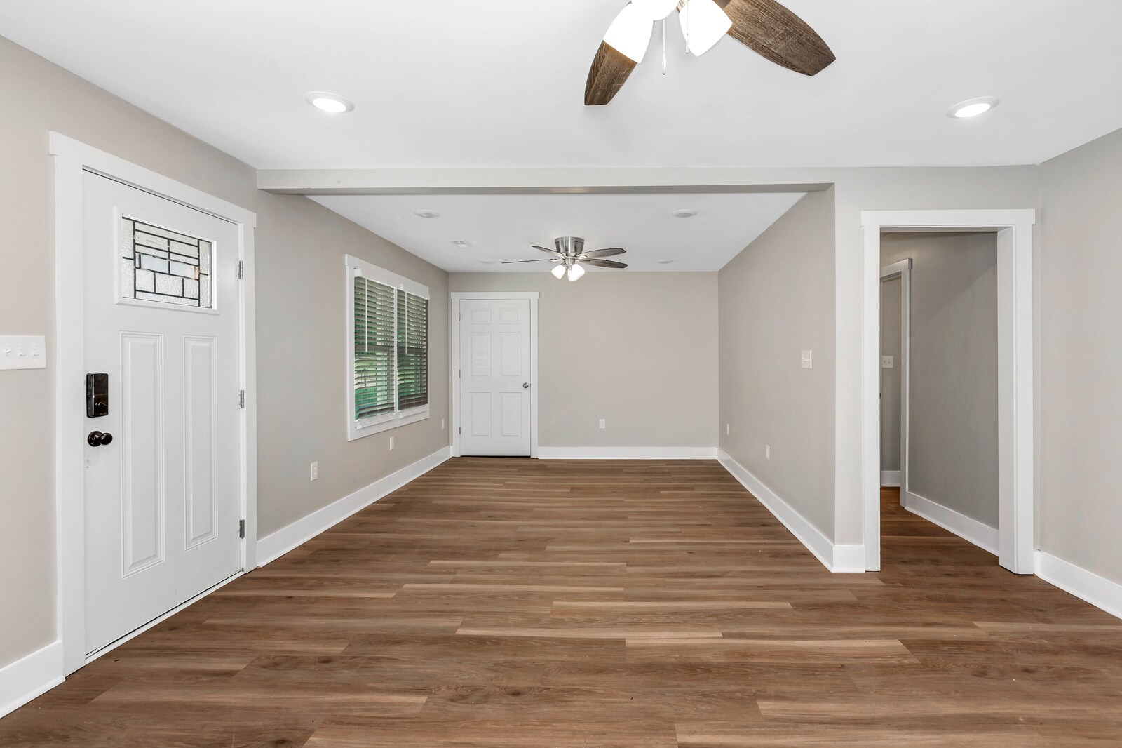 Building Photo - 1018 Fairway Dr NW