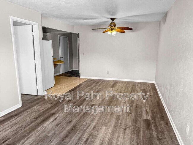 Building Photo - 3744 Estelle Ave