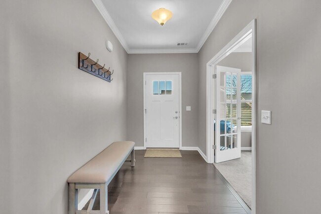 Building Photo - 6930 Wellsford Ln