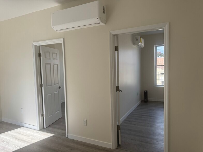 Building Photo - 19914 32nd Ave