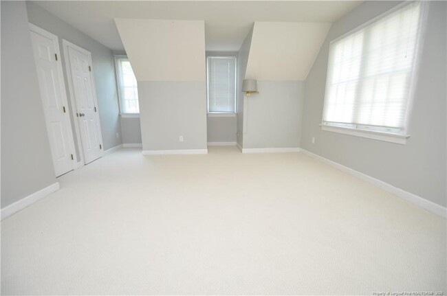 Building Photo - 101 Glen Hearth Ct