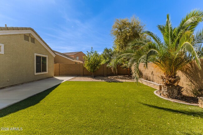 Building Photo - 23538 W Grove Cir