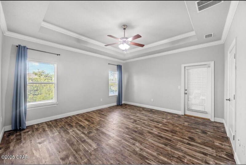Building Photo - 148 Hidalgo Dr