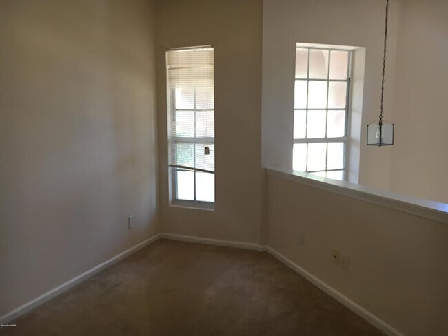 Building Photo - 4314 Canby Dr