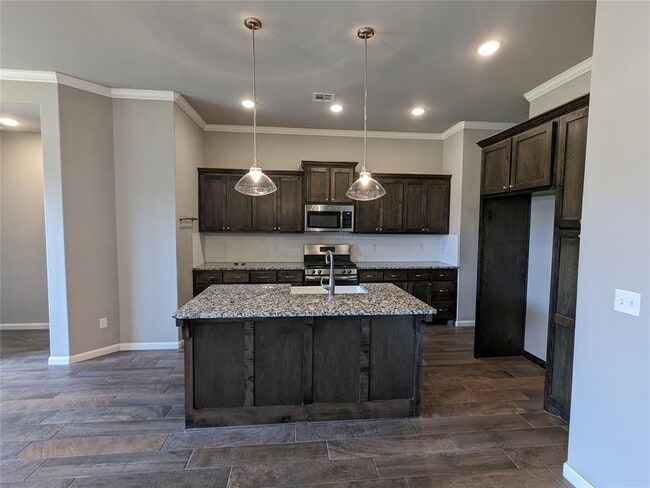 Building Photo - 3117 Stone Creek Dr