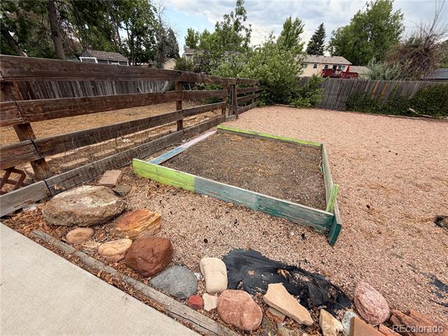 Building Photo - 3815 S Pitkin Cir