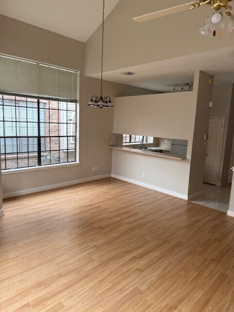 Building Photo - 8888 Benning Dr