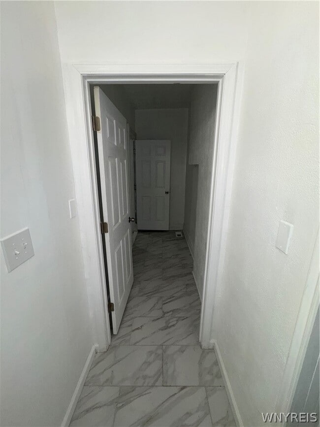 Building Photo - 1312 Ontario Ave