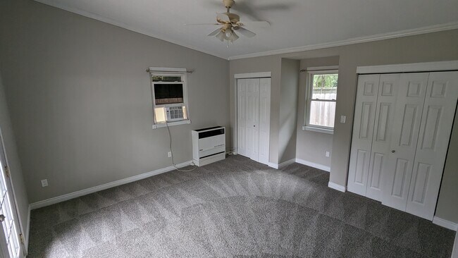 Building Photo - 3840 Homecomer Dr