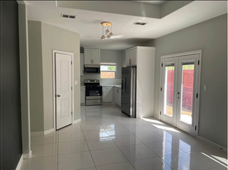 Building Photo - 201 W Rutherford Ave