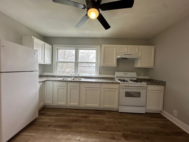 Building Photo - S 24th Duplex