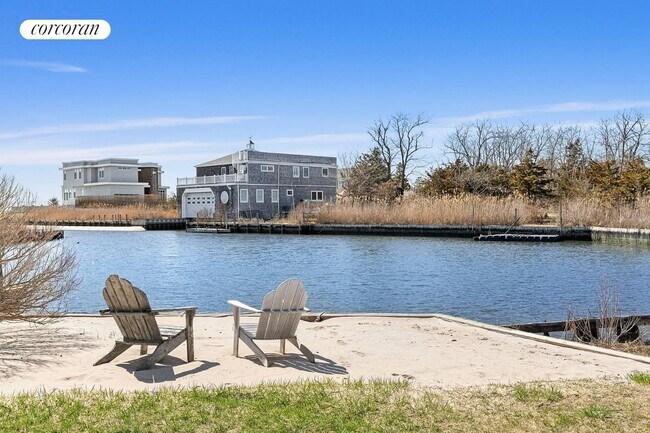 Primary Photo - 25 Seatuck Ln