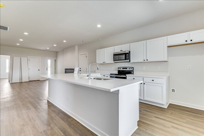 Building Photo - Beautiful Four Bedroom, Two Bathroom