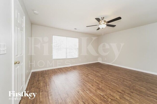 Building Photo - 7302 Lamplighter Close Dr