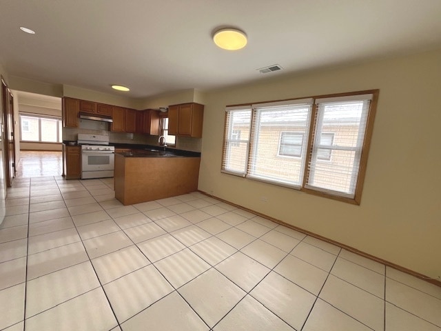 Building Photo - 3618 N Osage Ave