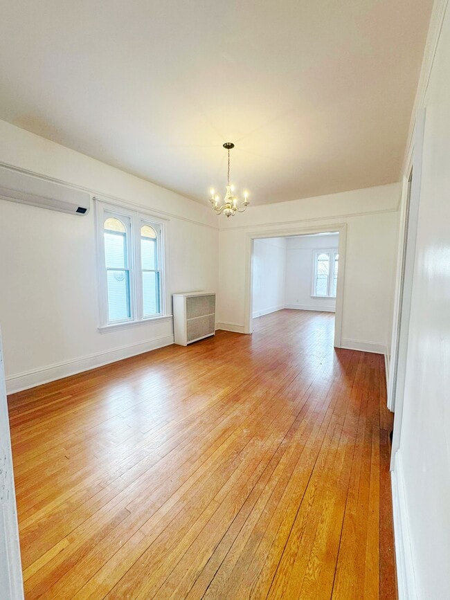 Building Photo - 1466 3rd St