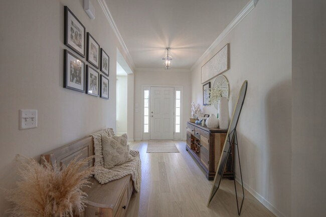 Building Photo - Beautiful 4 bed 3.5 bath over 3000 sq. ft. home with lots of upgrades in Mt. Juliet.  Perfect ent...