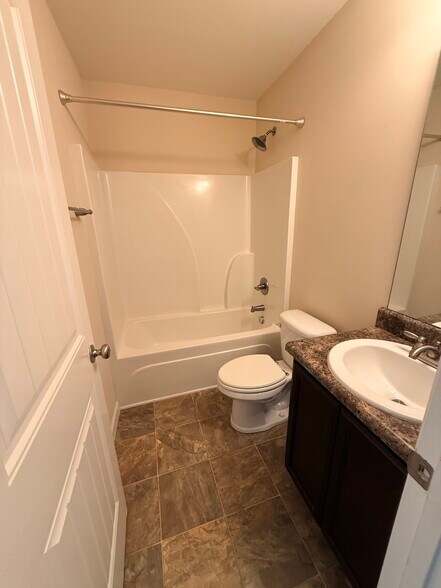 Building Photo - 108 Summerdale Dr