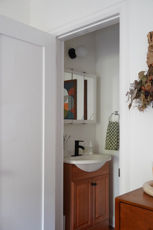 Building Photo - 3729 Boyce Ave