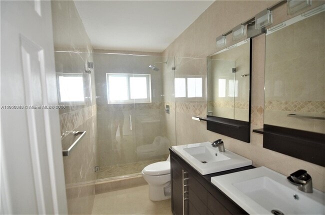 Building Photo - 10820 SW 126th St