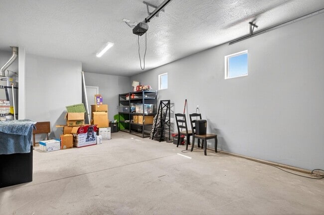 Building Photo - 1478 W 540 N