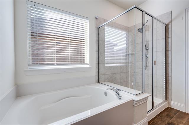 Building Photo - 11008 Culberson Dr