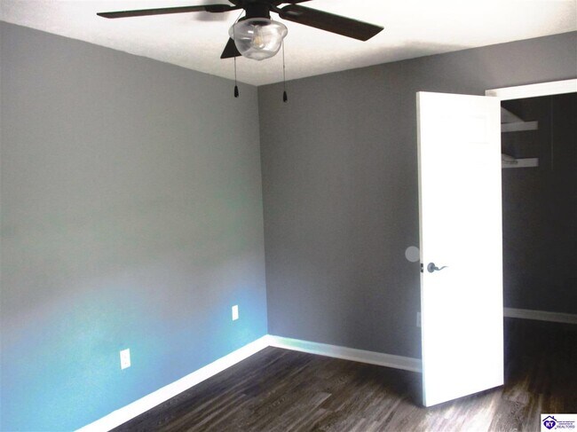 Building Photo - 609 Foxfire Rd