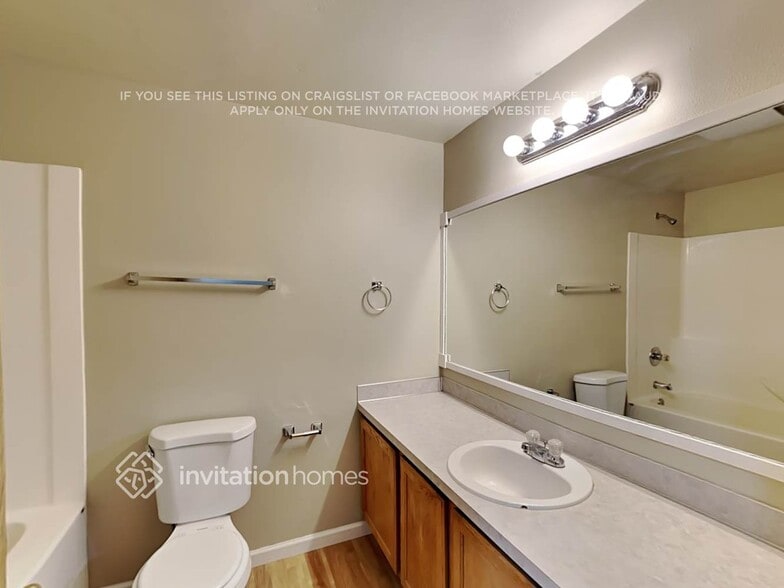 Building Photo - 14015 80th Ave Ct E