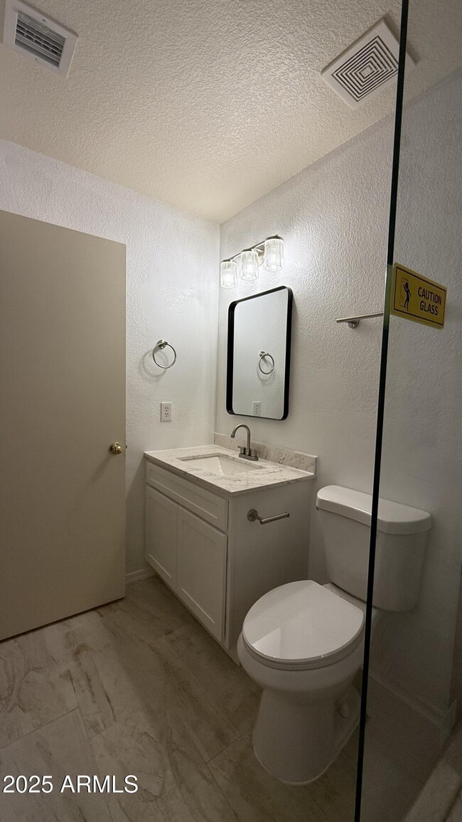 Building Photo - 5109 N 125th Dr