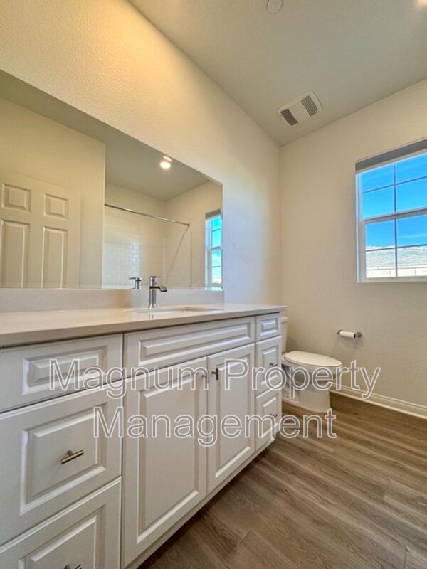 Building Photo - 22691 Hilltopper Wy