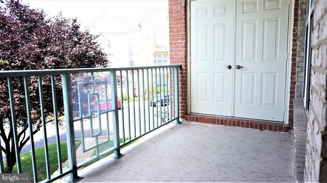 Building Photo - 12195 Abington Hall Pl