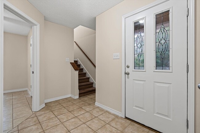 Building Photo - 57 Lake Shore Dr