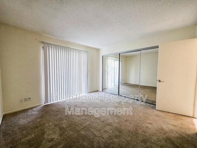 Building Photo - 2135 E Valley Pkwy