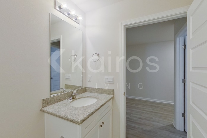 Building Photo - 4734 Malay Cir