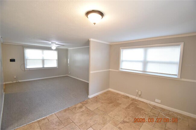 Building Photo - 10110 Alambra Ave