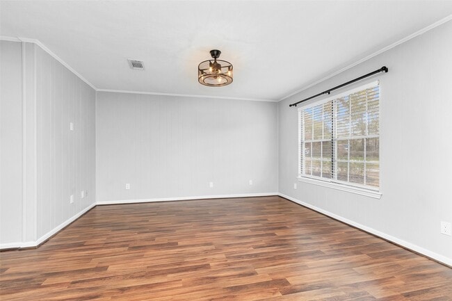 Building Photo - 20984 White Oak Ln