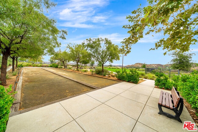Building Photo - 25151 Golden Maple Dr