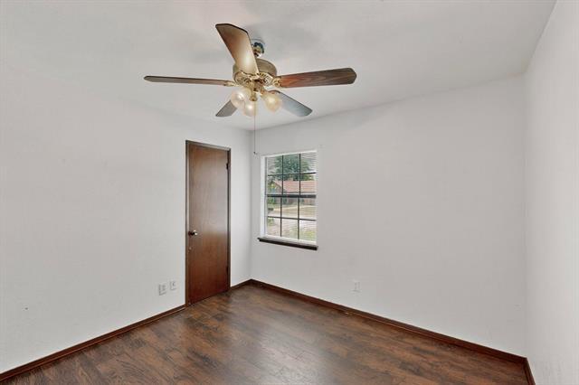 Building Photo - 7637 Val Verde Dr
